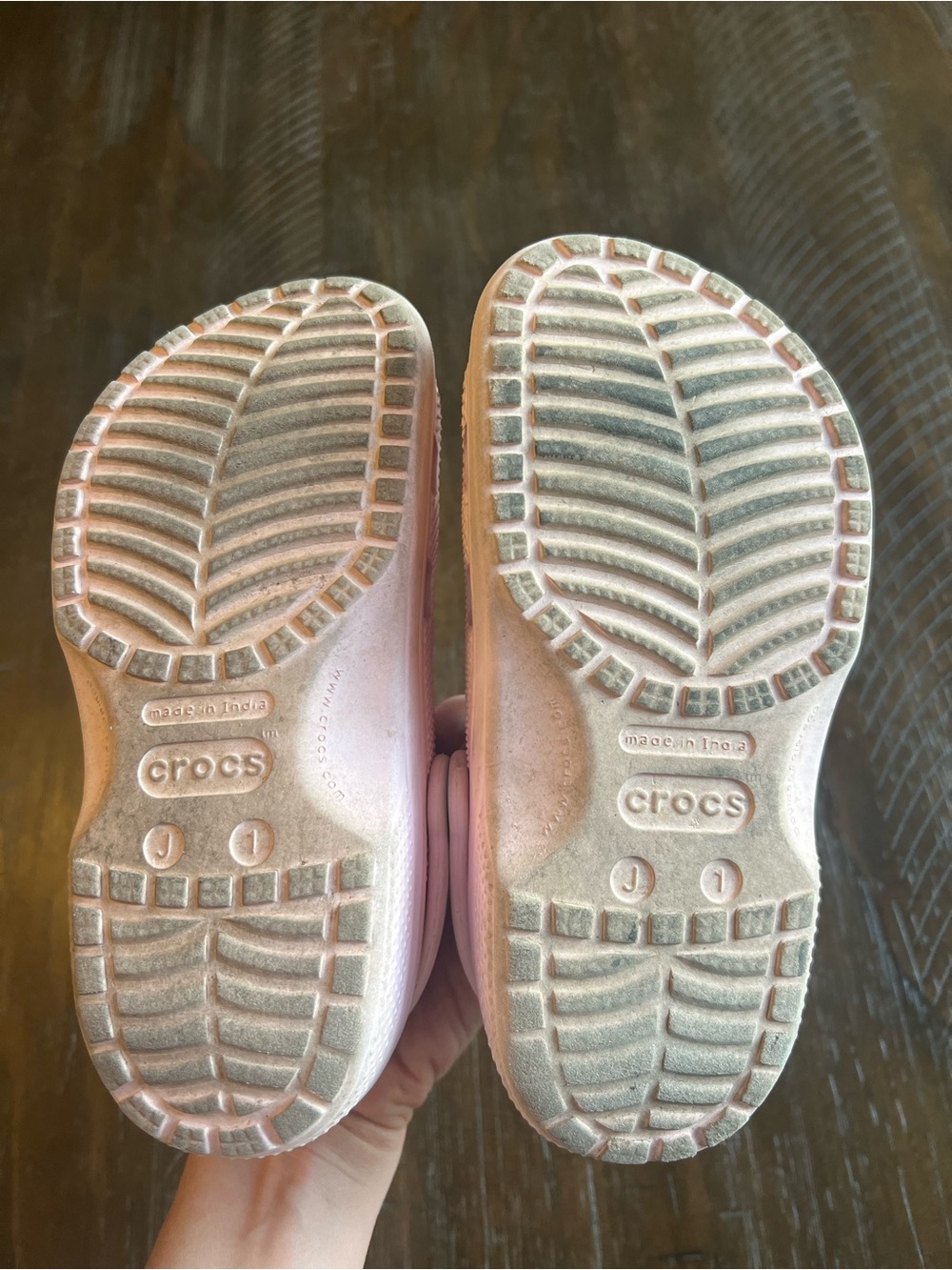 CROCS Kids Classic Clog - Pale Pink - Picture 4 of 7